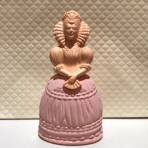 NEW Vintage Avon Fashion Figurine Elizabethan Moonwind Full